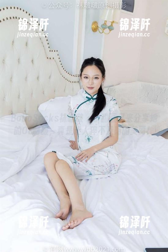 BoBoSocks袜啵啵-小甜豆 BoBoSocks袜啵啵 - 小甜豆又来分享她的OL制服,真是让人猝不及防的美丽!