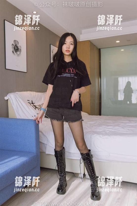 BoBoSocks袜啵啵-稚予 BoBoSocks袜啵啵 - 免费美图最佳赏析—稚予穿脏篮球鞋,传递出不一样的个性与态度!