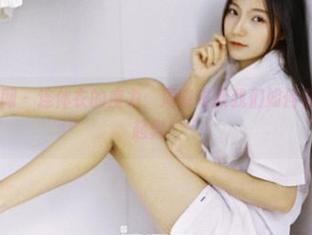 GIRLT果团网 - 连体衣的魔力：周晓唯教我们如何在网盘里自信起舞！