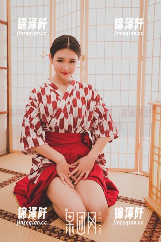 GIRLT果团网-陈雅漫 GIRLT果团网 - 更新这波美图,陈雅漫把厨娘的形象撕裂到新高度!