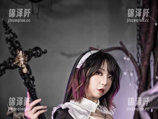 Leah梓未 当Leah梓未的教室禁忌与我们视线相遇,图片里竟然藏了这么多故事?