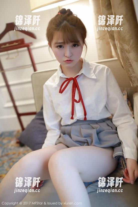 MFStar模范学院-Manuela玛鲁娜 MFStar模范学院 - 这不仅是厨娘,是Manuela玛鲁娜写真集的心动瞬间,快来下载!