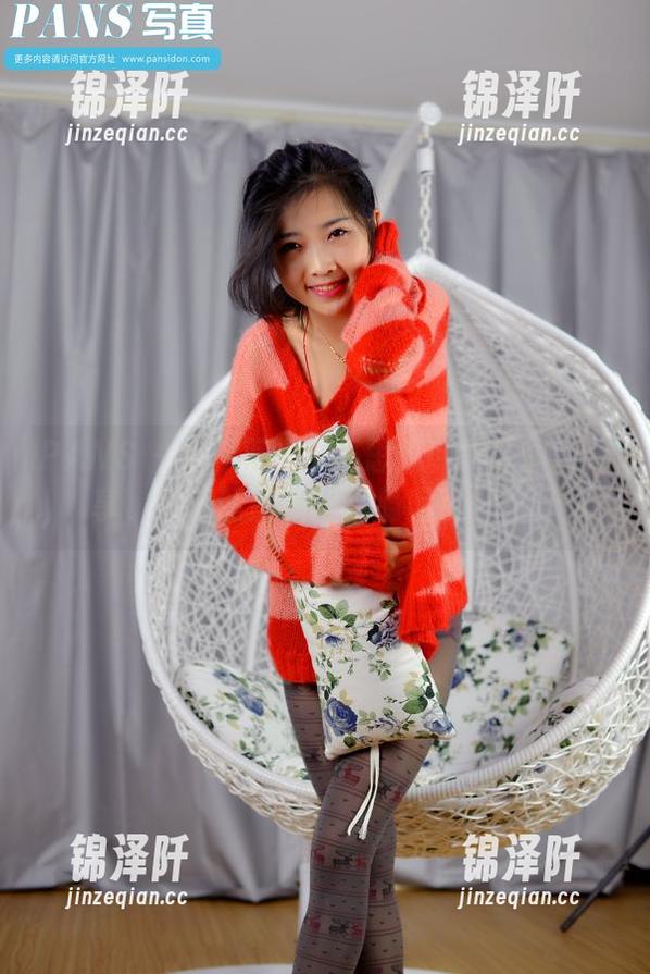 PANS-韩美轩 PANS - 浴缸里的小心思!韩美轩图包分享,水花四溅的背后隐藏了什么?