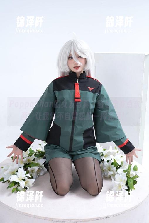 PoppaChan PoppaChan的女友写真,图包里有点东西,让我情不自禁想要一探究竟!
