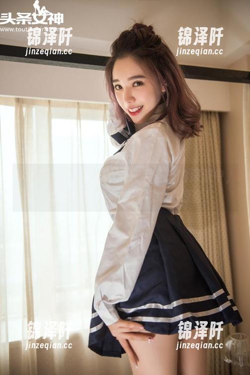 TouTiao头条女神-草莓酱 TouTiao头条女神 - 在无圣光的深渊中,草莓酱和她的妹妹图包给你惊喜!