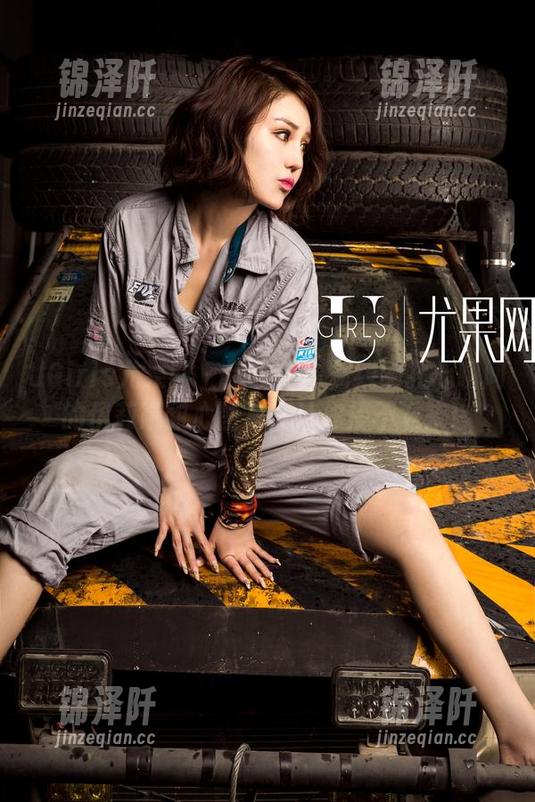 UGirls尤果网-伊莉娜 UGirls尤果网 - 别眨眼!在线刷扎心瞬间的伊莉娜甜心图集,让你停不下来!