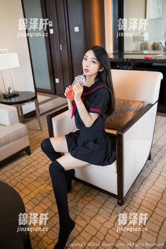 Xiuren秀人网-兔子NINA Xiuren秀人网 - 兔子NINA的制服,真是让人忍不住想要探索的好东西!