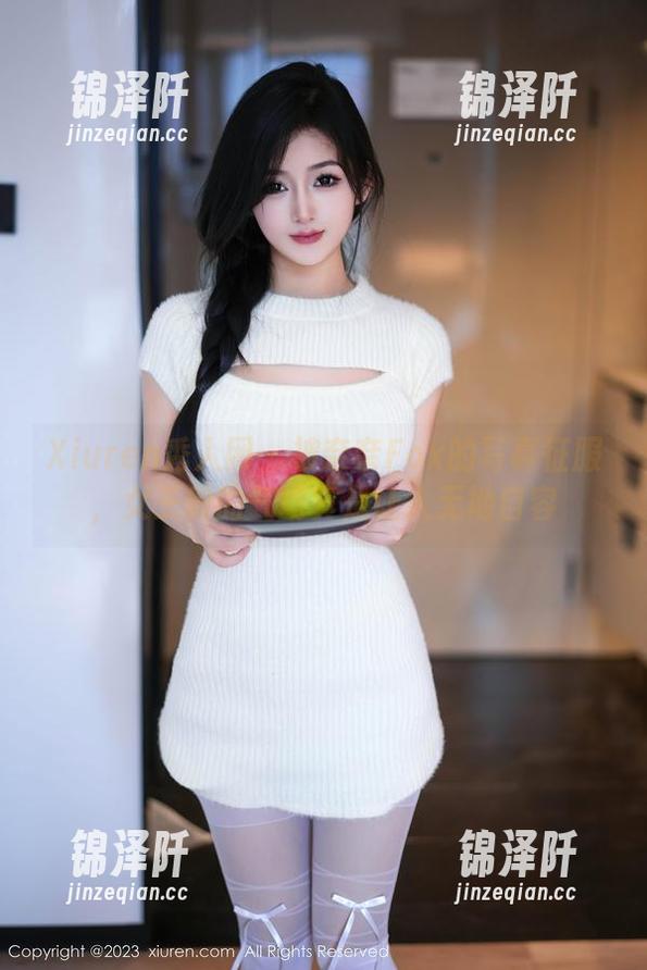 Xiuren秀人网-奈奈Fox Xiuren秀人网 - 被奈奈Fox的写真征服,女王般的气场真是让人无地自容