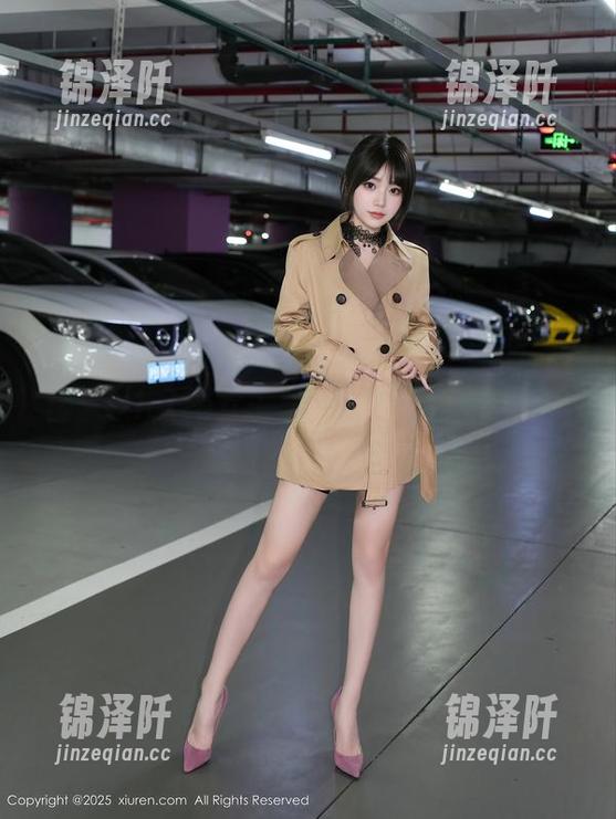 Xiuren秀人网 - 在图库中寻找灵感：趁热拿铁latte女王与资源编织的梦幻之旅！