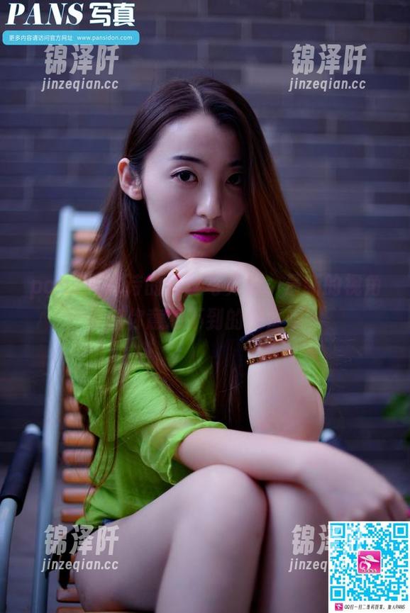pans-诗诗 pans - 诗诗的肉丝写真集,最新的视角,给你意想不到的惊喜哦~