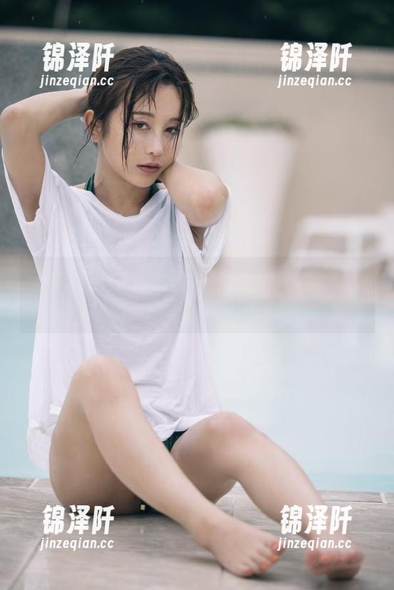 温泉里的いくみ(育美)：精选套图，捧着澄澈和阳光的瞬间