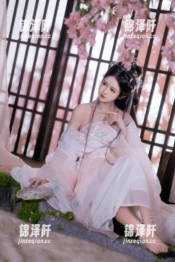 三度69 疯狂三度69与她的皮衣写真集分享,有点皮,有点酷