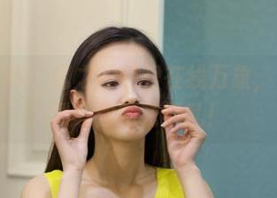 克拉女神 - 忆之的红裙在线万象，资源多到让你眼花缭乱！