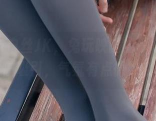 黑修女与白丝JK，兔玩映画的图包让我瞬间被吸引，气氛有点微妙哦。