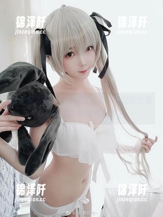 名赖弥七 这些精选图片让我再次确认,名赖弥七就是“白兔兔”的最佳代言人。