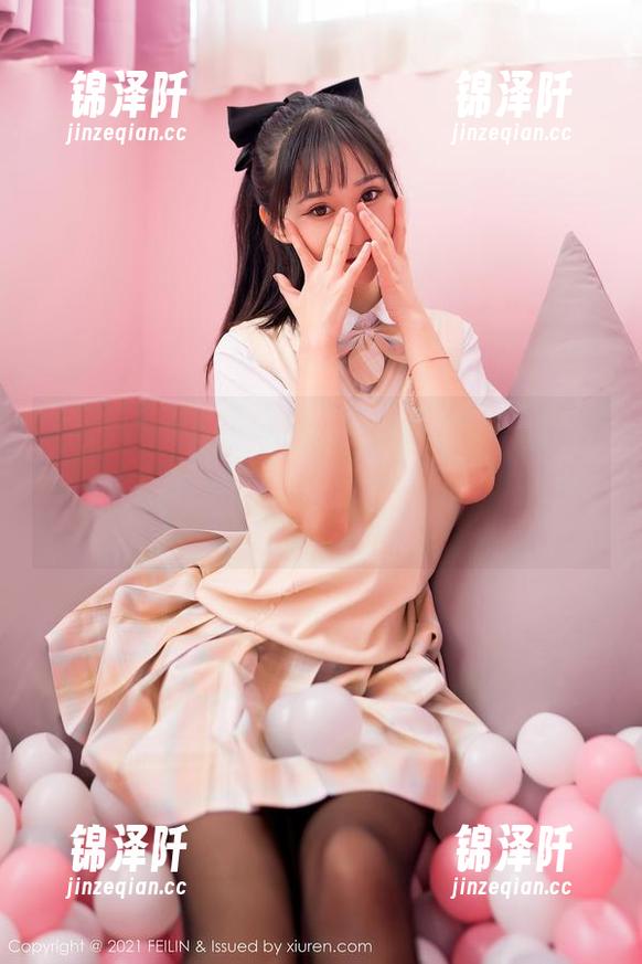 嗲囡囡-芷儿Momoko 嗲囡囡 - 在浴室里,芷儿Momoko的最新写真集揭示了什么是真正的‘水上运动’!
