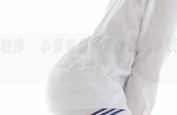 少女秩序 - 小葵写真：天使还是小妖精？一图难辨。
