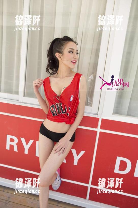 尤果网-美替 尤果网 - 当美替遇上浴缸:精选图片,谁能抗拒这样的水中魅力?