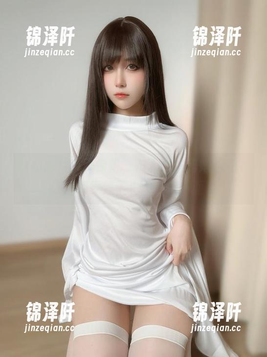 布丁大法 这组图片真是惊艳,布丁大法和她的皮衣让我感受到了生活的另一面。
