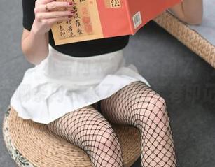 异思趣向 - 小宝内衣背后的回忆：原图合集，哪条内衣藏了她的青春印记？