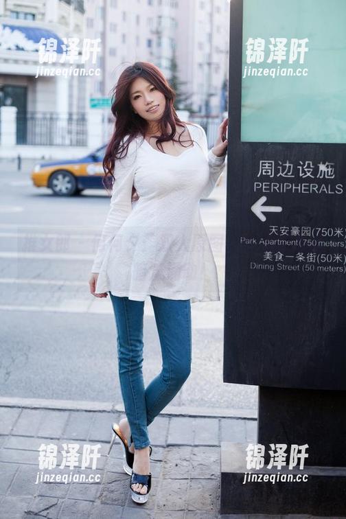 推女郎-何何夕 推女郎 - 何何夕:双人原图,作品背后的暗流涌动!