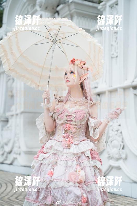 无筝ryou 看无筝ryou的礼服:这组写真,原图中每一个瞬间都让我想起了那些年我的追星梦。