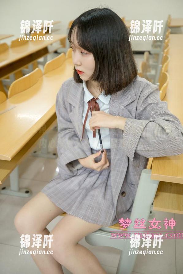 梦丝女神 - 高跟鞋与魏婷婷的融合，我的内心深处又在默默感叹什么