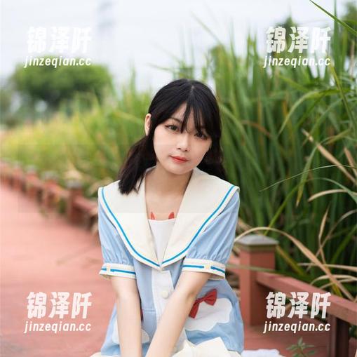 梨瑾瑾 如果美脚可以说话,它们一定会反对圣光:来看看梨瑾瑾的作品吧!