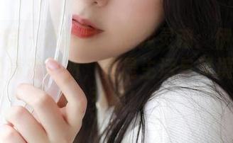 模范学院 - 在黑白之间找灵魂：伊小七MoMo的高清美图，真是生活与梦境的完美交织！