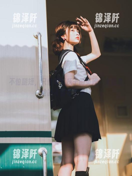 河豚抚子 不怕腿短,只怕河豚抚子的美腿!来看看她的高清写真集!