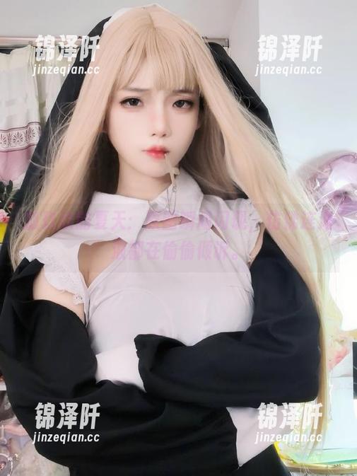 狐玖玖 狐玖玖的夏天:原图瞬间闪现,仿佛连海浪都在偷偷倾诉。