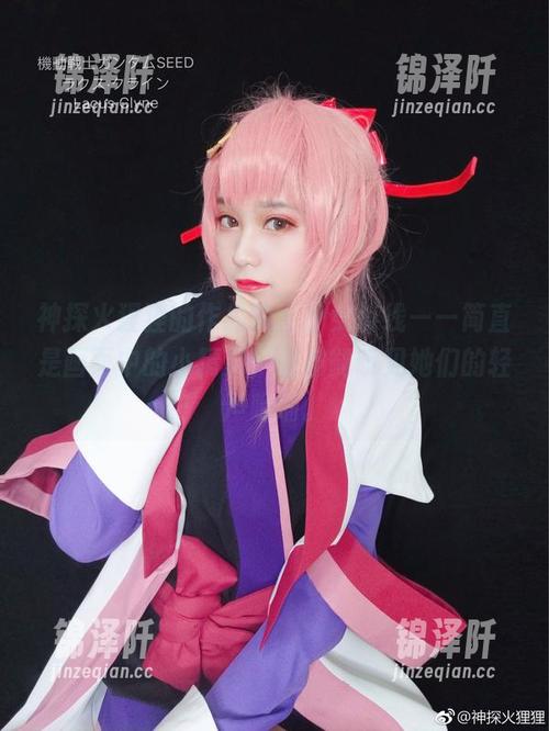 神探火狸狸 神探火狸狸的作品集,少女前线——简直是画面中的小精灵,仿佛能听见她们的轻声呢喃。