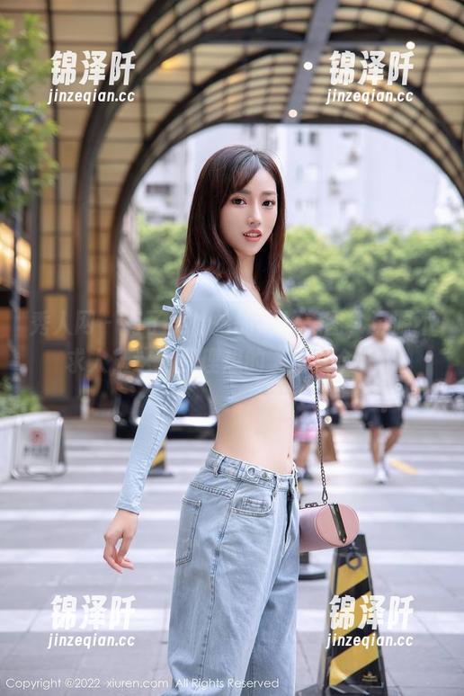 秀人网-吴怡怡 秀人网 - 有了吴怡怡的黑丝美图,资源不求人,这才是理想的“别一个”!