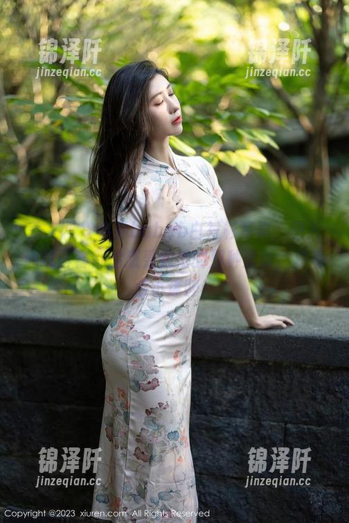 秀人网 - 小乔babyb白衬衫写真，图片通过屏幕都能感受到她的那种清新，真有点小迷醉！