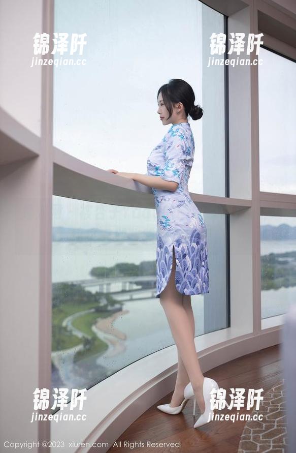 秀人网 - 被杏子Yada的厨娘瞬间撩到，快来看那些照片原图吧！