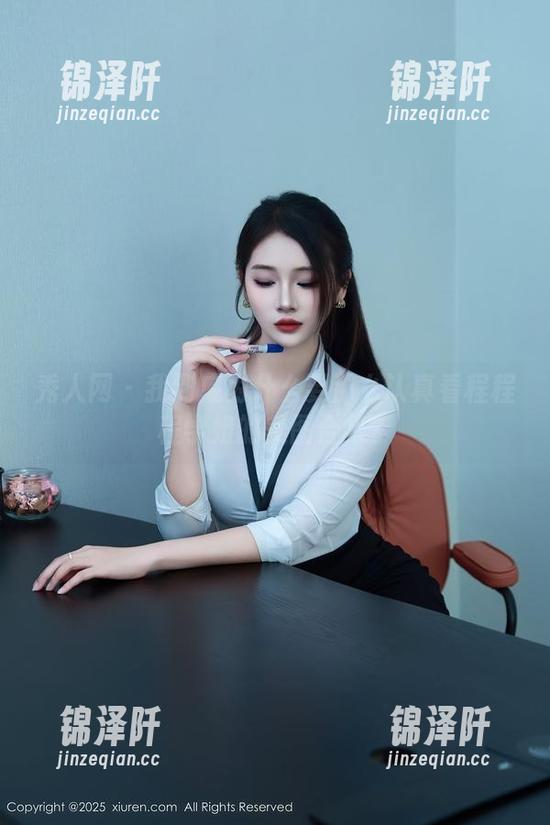 秀人网 - 我到底为什么要那么认真看程程程学姐的美图合集？