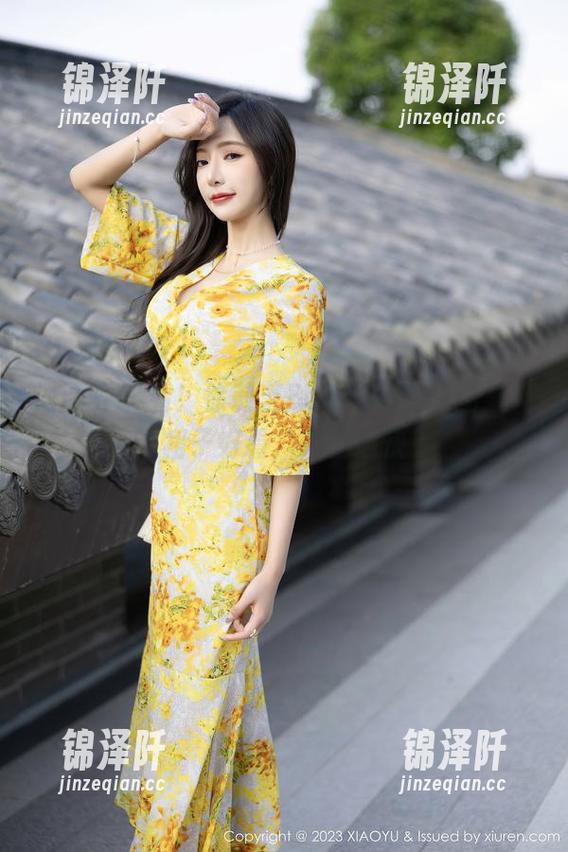 语画界-徐莉芝Booty 语画界 - 看!徐莉芝Booty的白裙图集:裙子好看,心情愉快