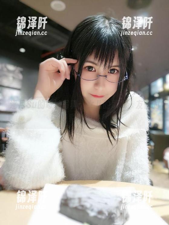 逐月Su 逐月Su的奇妙写真:女儿的朋友,友情的色彩不能少!
