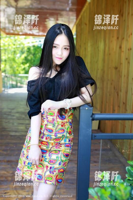 青豆客-绮里嘉ula 青豆客 - 绮里嘉ula与她的连体衣写真集:更新就像水果,不吃不知道甜!