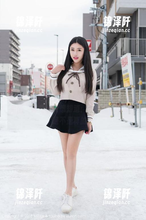 魅妍社-Mieko林美惠子 魅妍社 - 更新不断!Mieko林美惠子裸足美图,真是让人想知道:今年流行的凉鞋是不是真的?